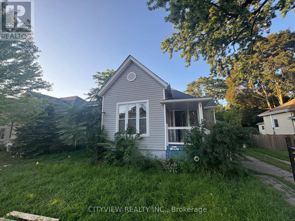 390 George Street, Sarnia