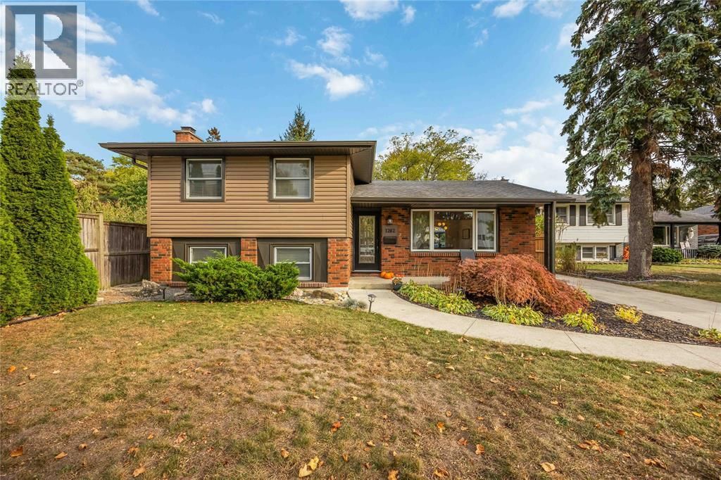 1262 Severin Drive South, Sarnia