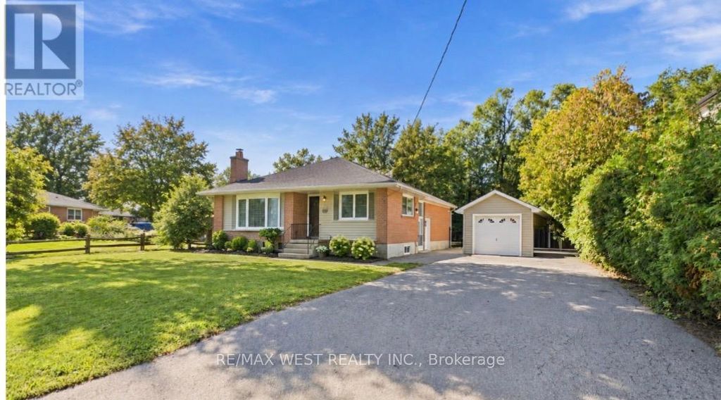 56 Seaton Drive, Aurora (aurora Highlands)