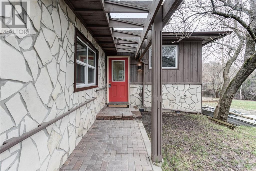 1246 Southview Drive Unit# Upper, Sudbury