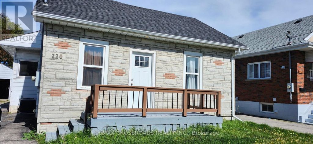 220 Mcnaughton Avenue, Oshawa (central)