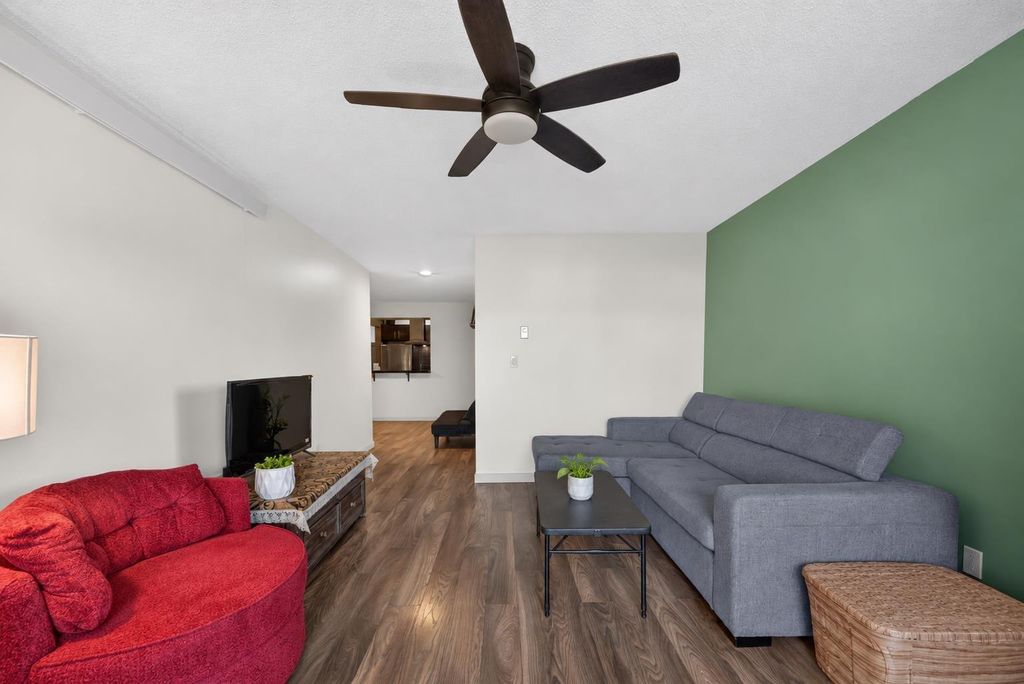 307 5906 176a Street, Surrey