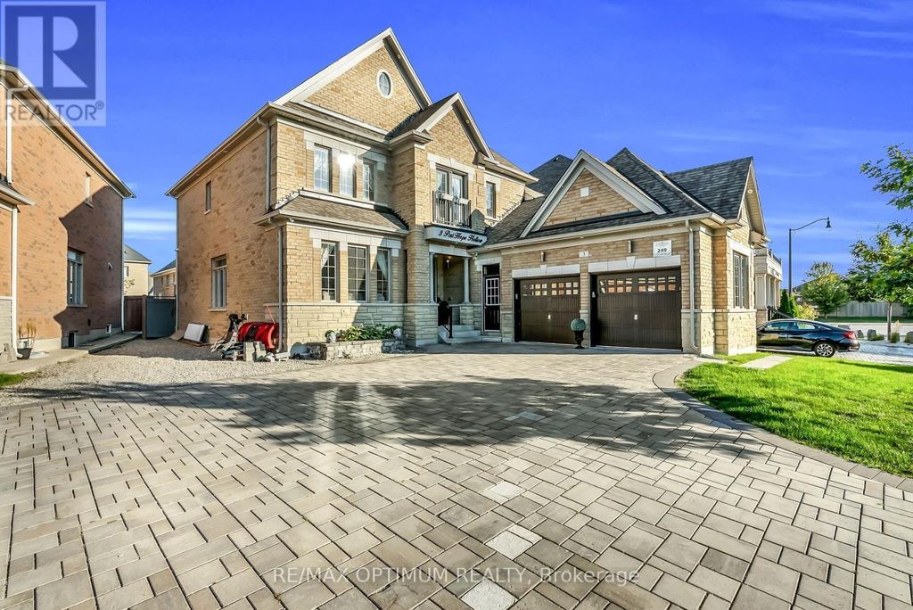3 Port Hope Hollow, Brampton (bram West)