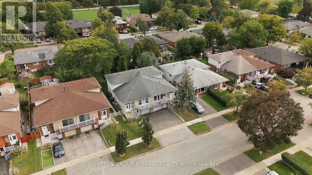 1871 Silverberry Crescent, Mississauga (clarkson)