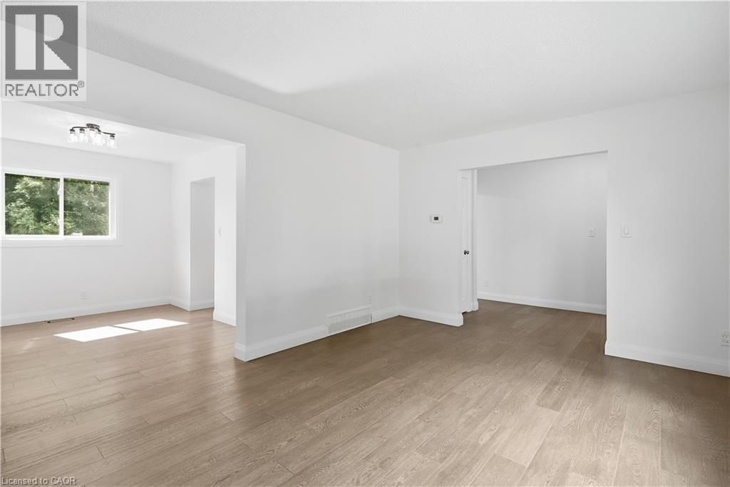 27 Cummington Place, Welland