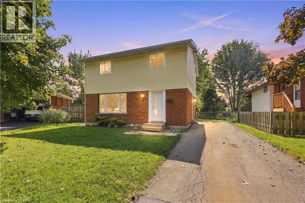 27 Cummington Place, Welland