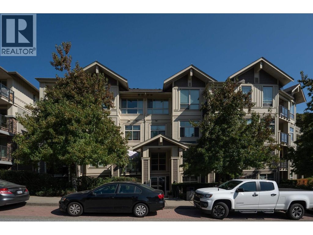 203 255 Ross Drive, New Westminster