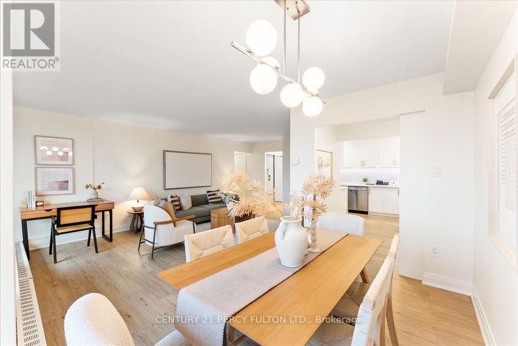 705 - 15 London Green Court, Toronto (glenfield-Jane Heights)