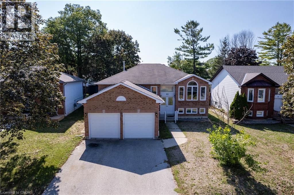 12 Langevin Drive, Wasaga Beach