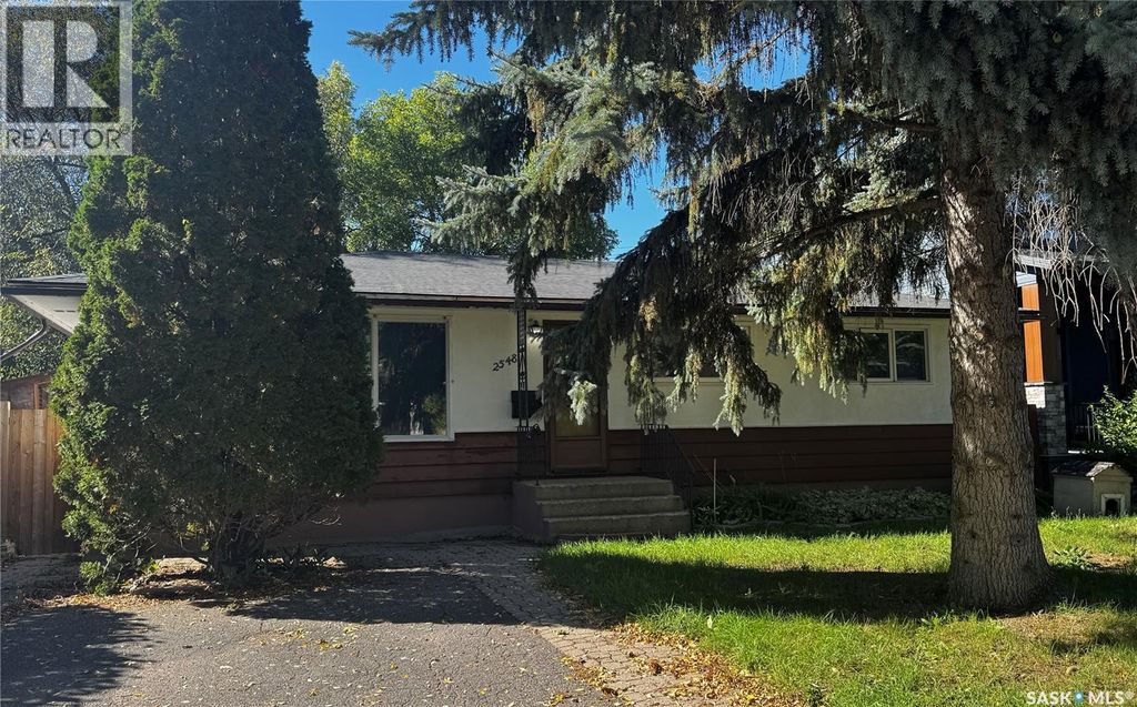 2548 Garnet Street, Regina