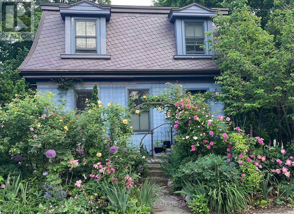 43 Burnet Street, Oakville (co Central)