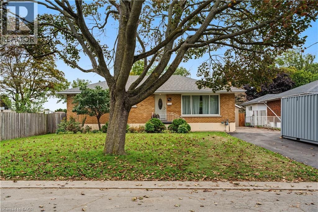 42 Woodman Drive, Brantford