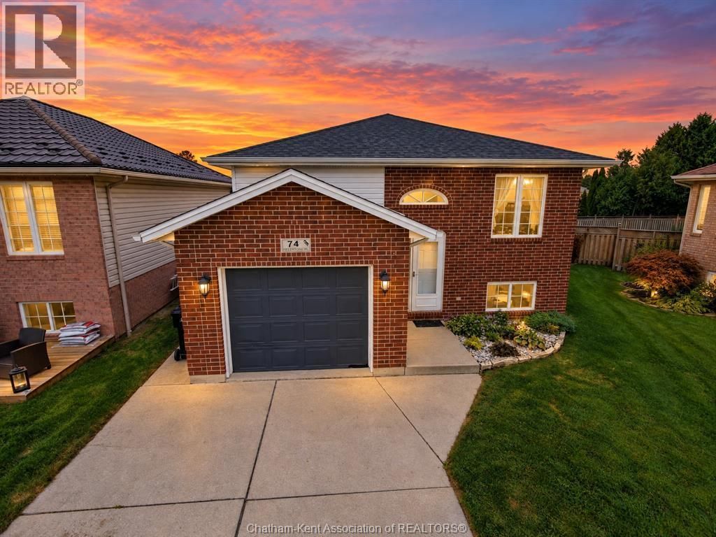 74 Fieldstone Place, Chatham