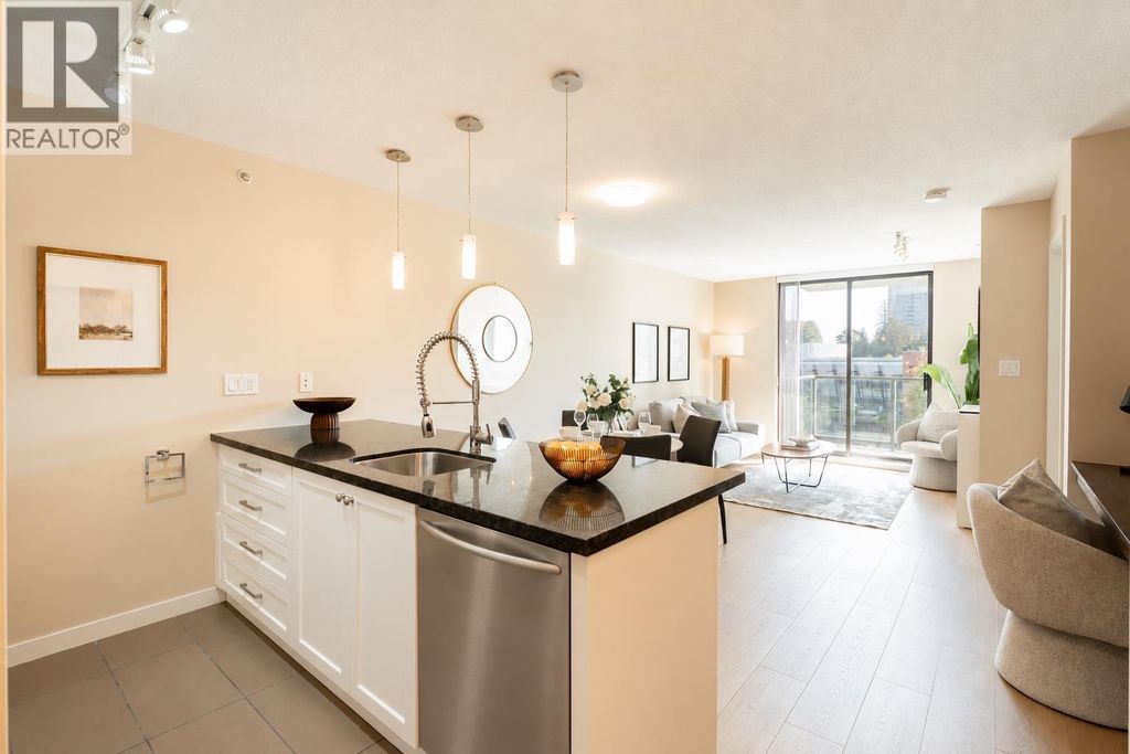 608 2982 Burlington Drive, Coquitlam