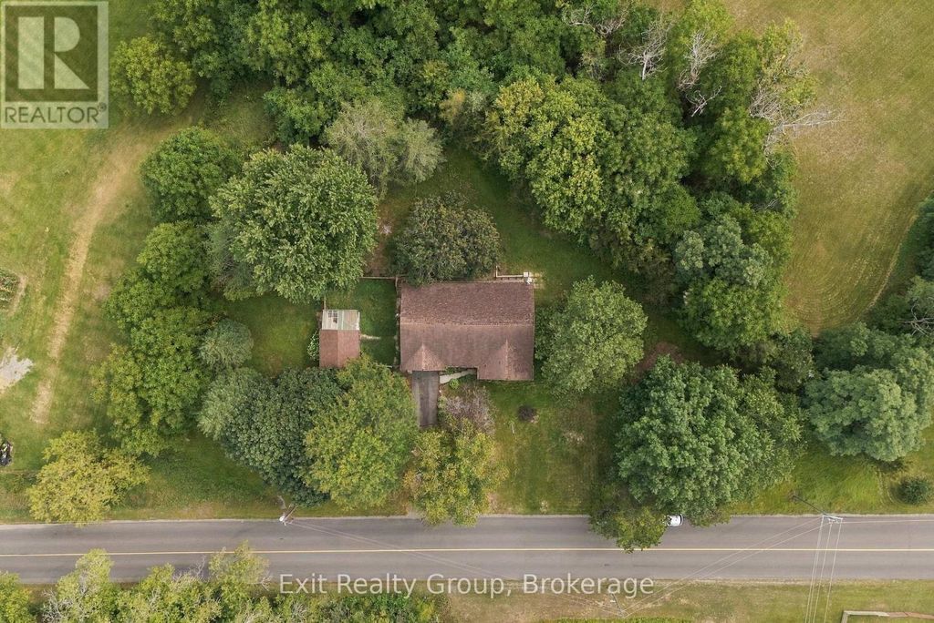 31 Ridge Road, Prince Edward County (hallowell Ward)