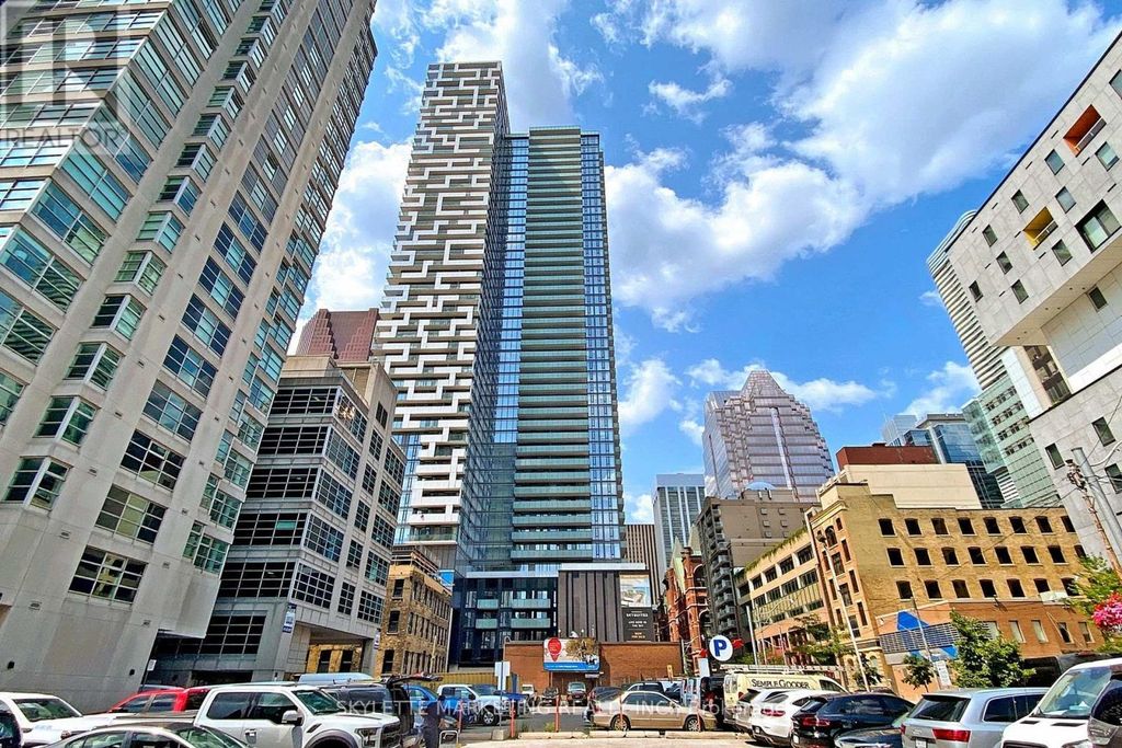 1011 - 25 Richmond Street E, Toronto (church-Yonge Corridor)