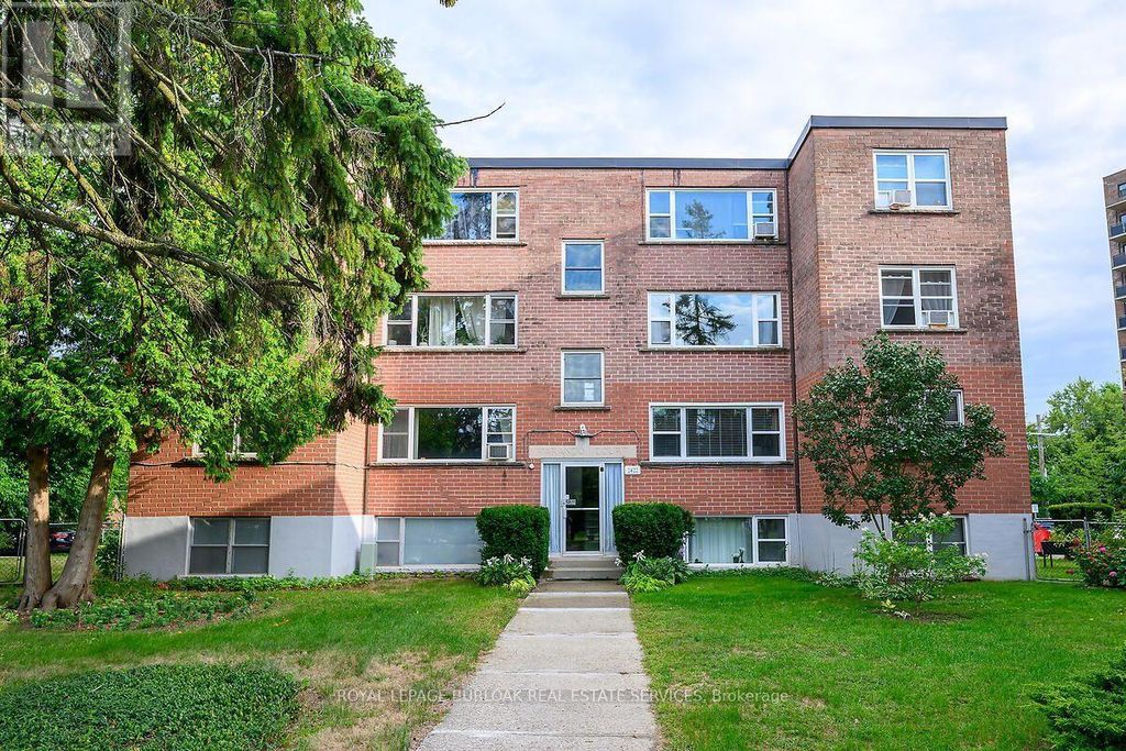 9 - 2422 New Street, Burlington (brant)