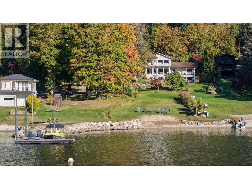4161 Heroux Road, Nelson