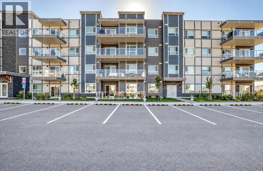 120, 40 Carrington Plaza Nw, Calgary