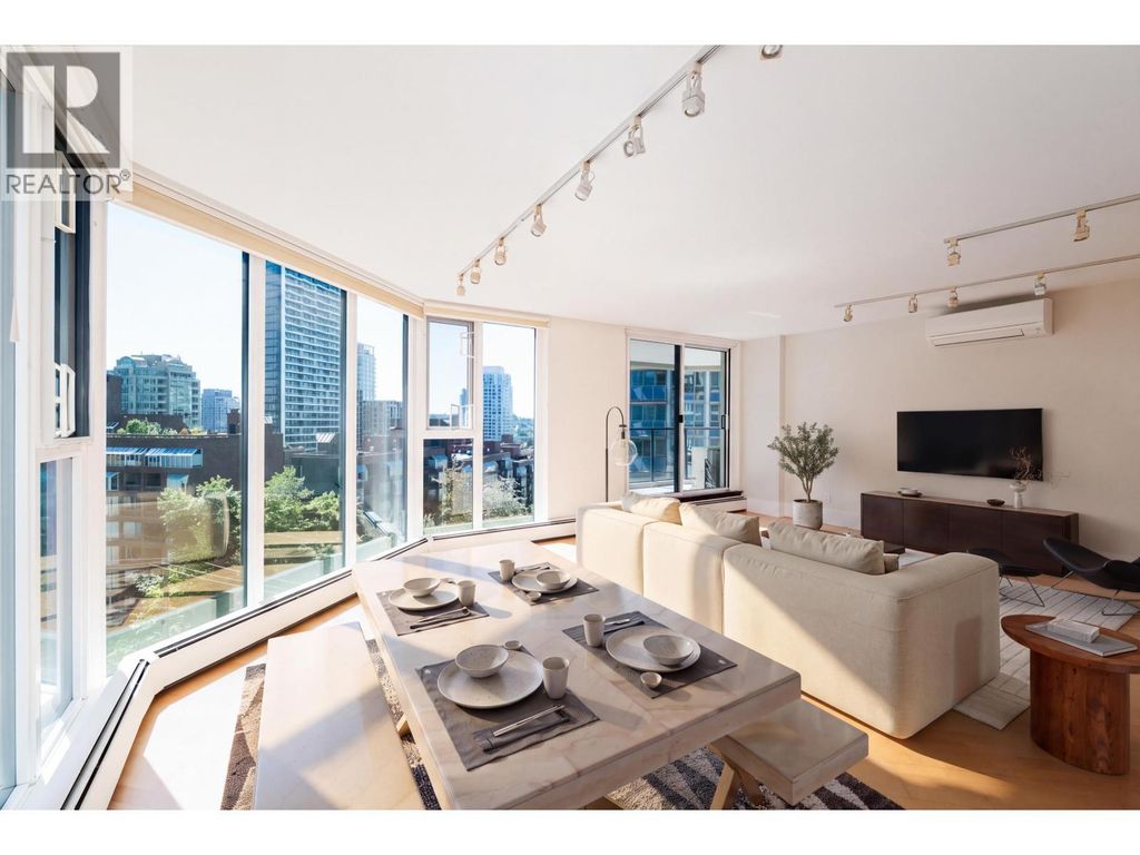 905 1010 Burnaby Street, Vancouver