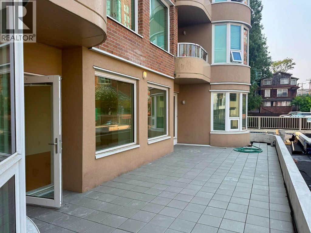 101 1845 Robson Street, Vancouver