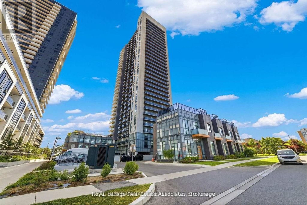 Lph-18 - 8 Nahani Way, Mississauga (hurontario)