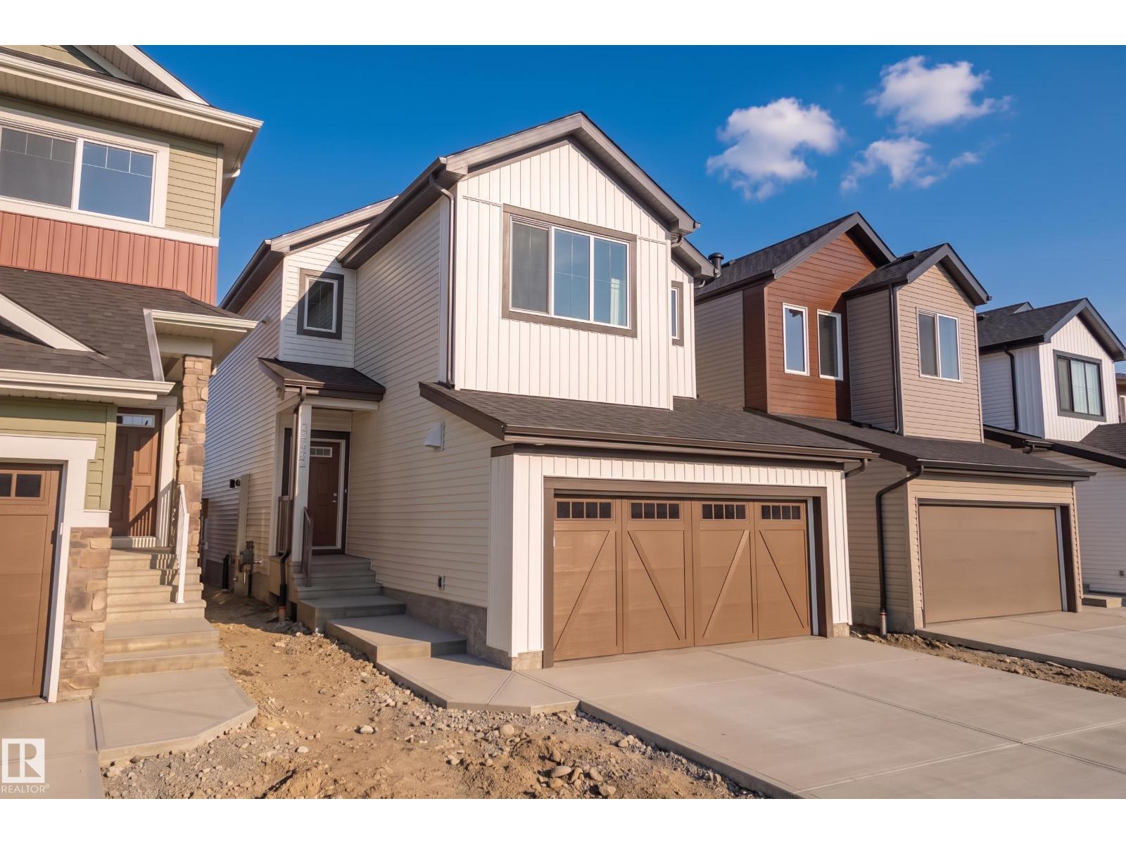 20739 24 Av Nw, Edmonton