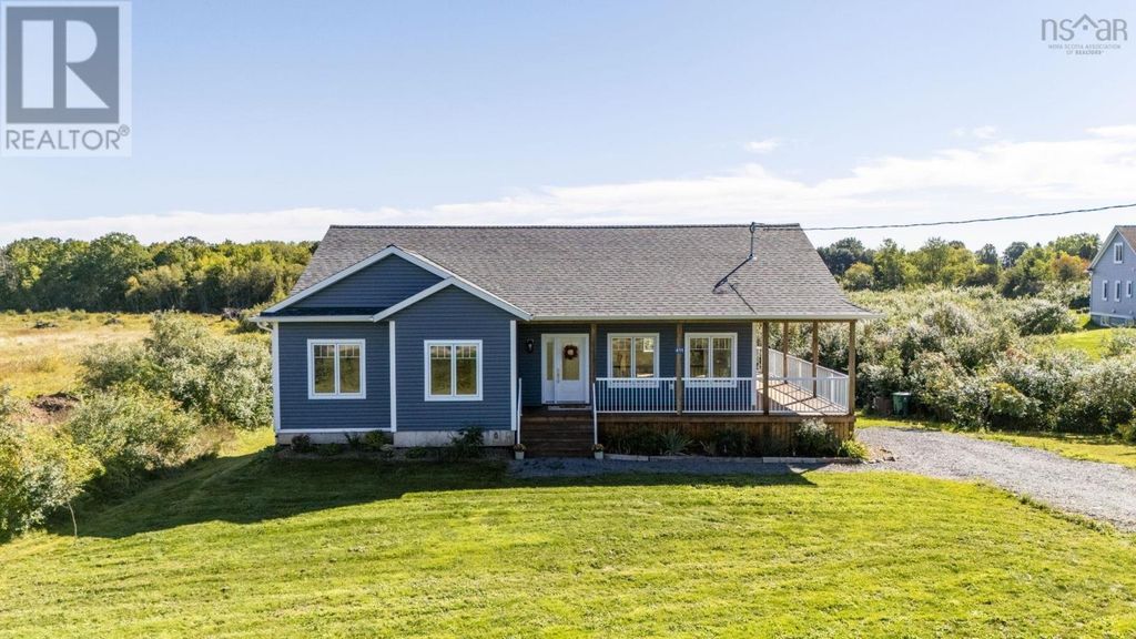 411 Falmouth Dyke Road Road, Falmouth