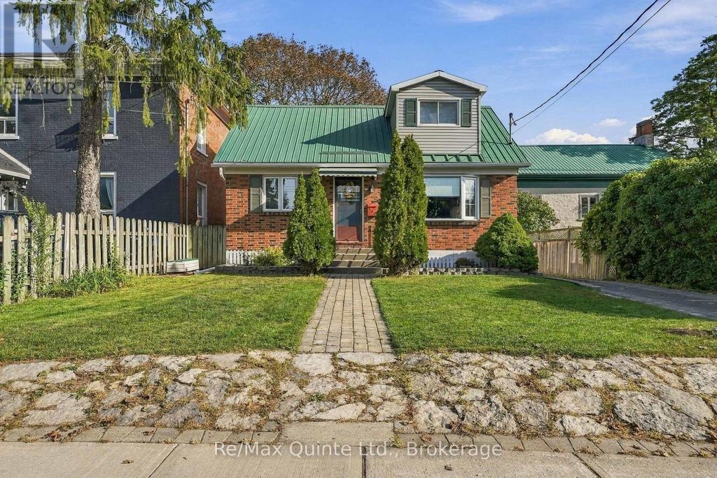 170 Moira Street W, Belleville (belleville Ward)