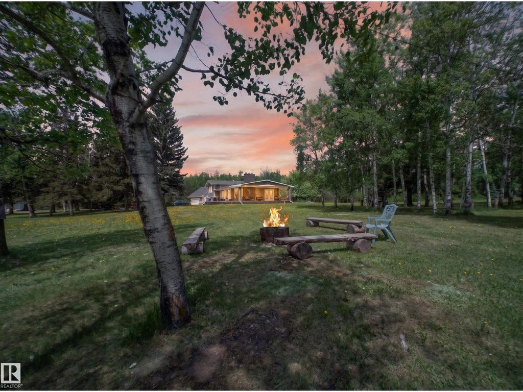 22048 Twp Road 522, Rural Strathcona County