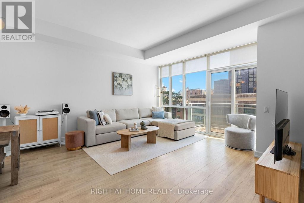 N505 - 116 George Street, Toronto (moss Park)