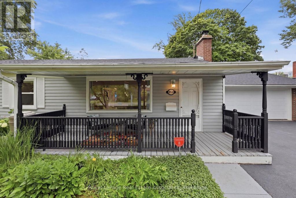 1924 Balsam Avenue, Mississauga (clarkson)