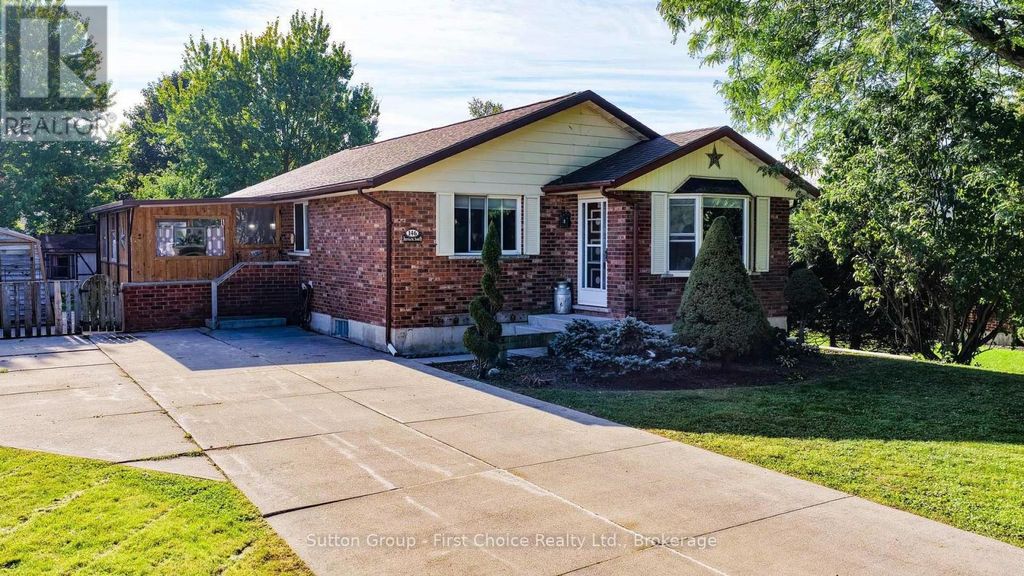 146 Jarvis Street S, Huron East (seaforth)