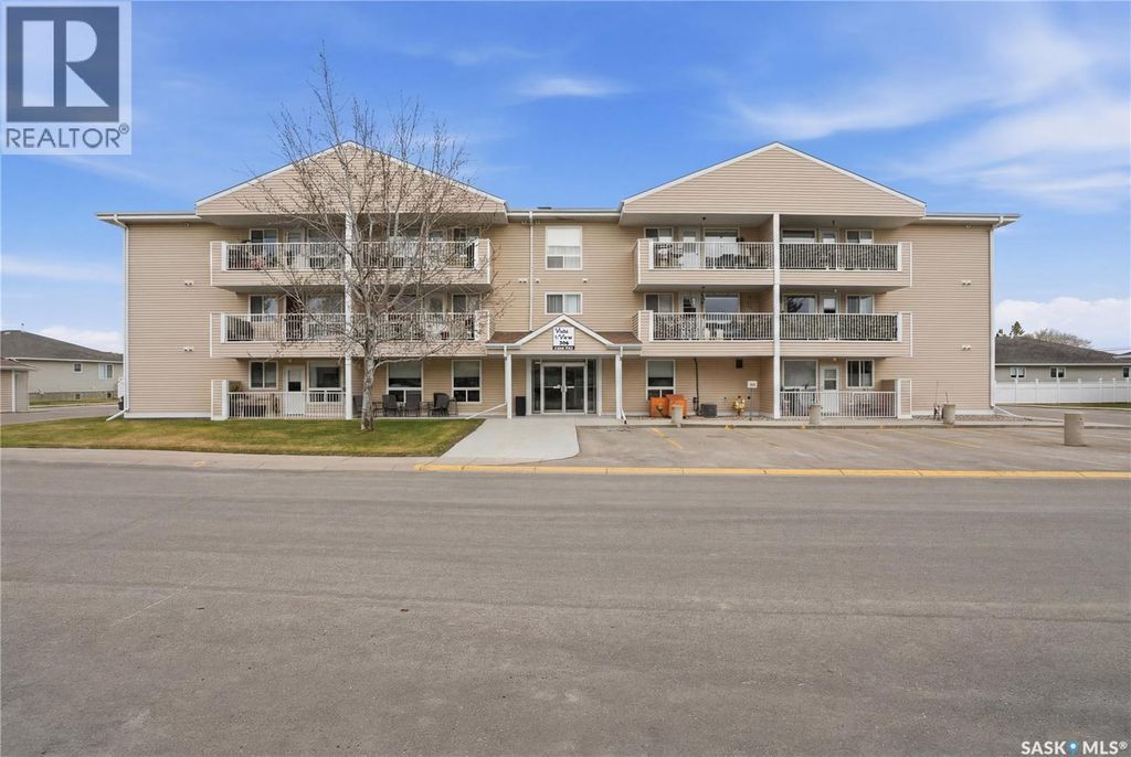 304 206 Pioneer Place, Warman