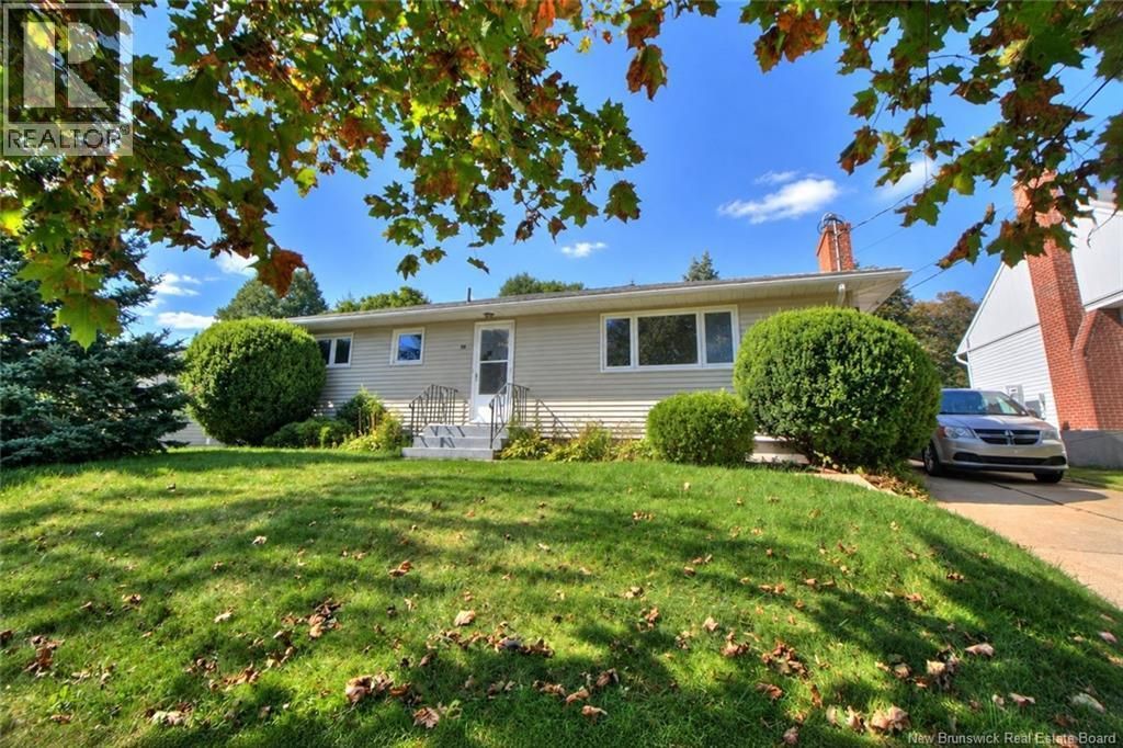 35 Vine, Moncton