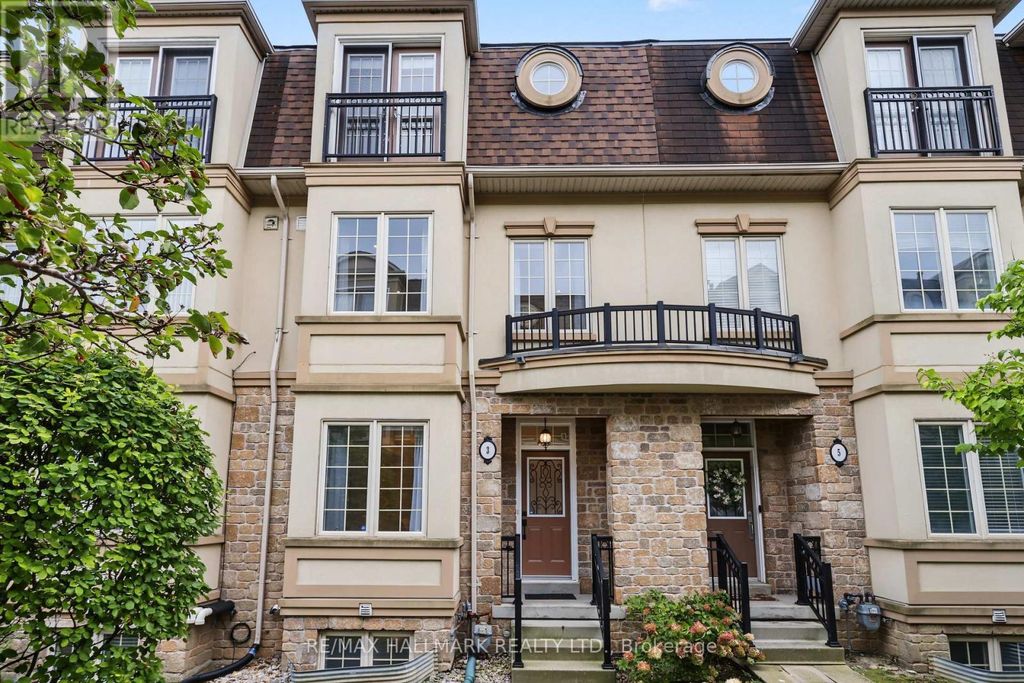3 Flook Lane, Toronto (willowdale West)