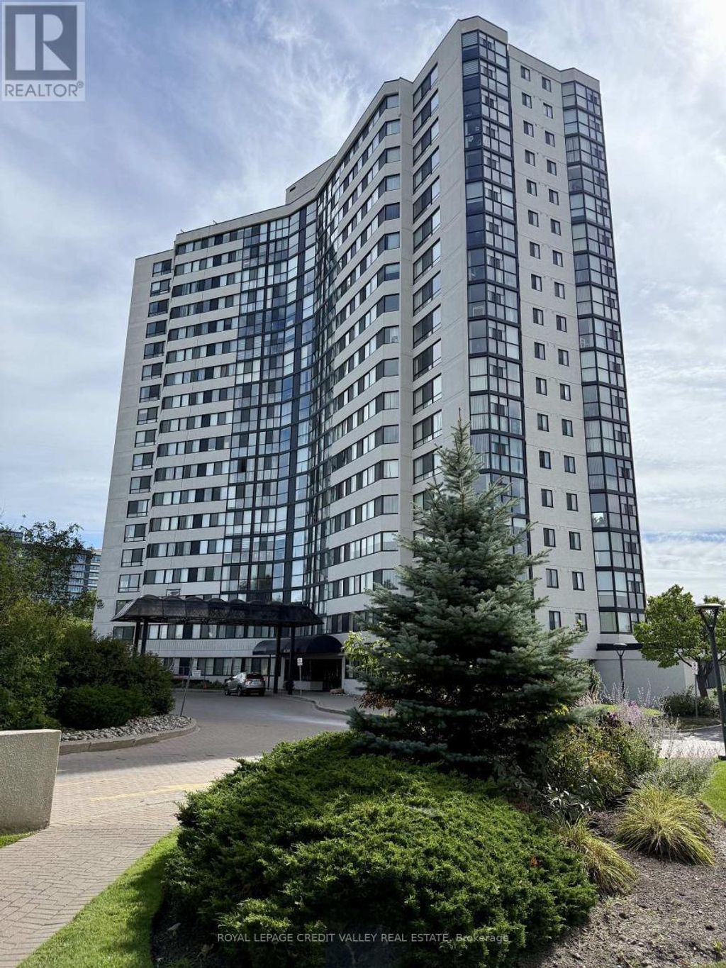 406 - 1360 Rathburn Road E, Mississauga (rathwood)