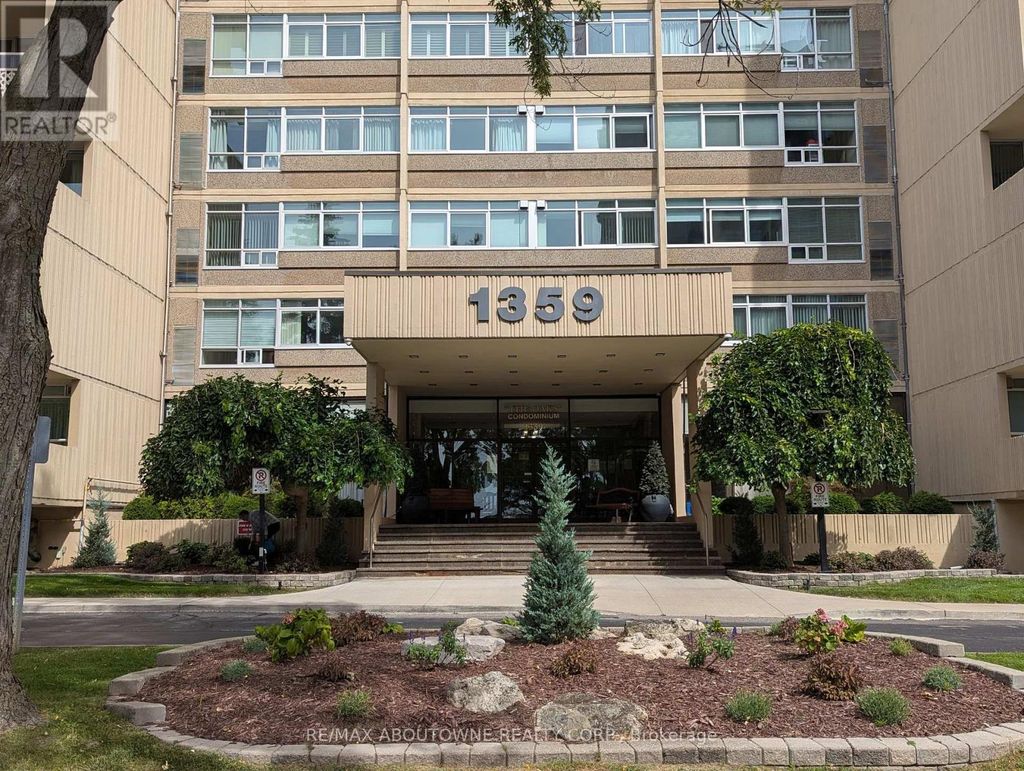 306 - 1359 White Oaks Boulevard, Oakville (fa Falgarwood)