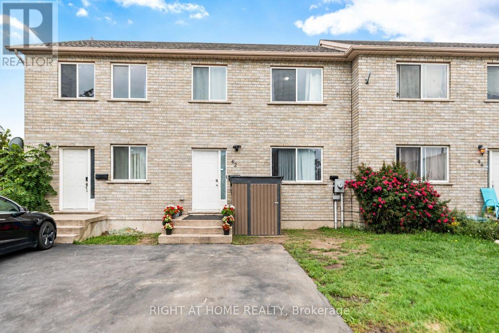 42 Saturn Road, Port Colborne (main Street)