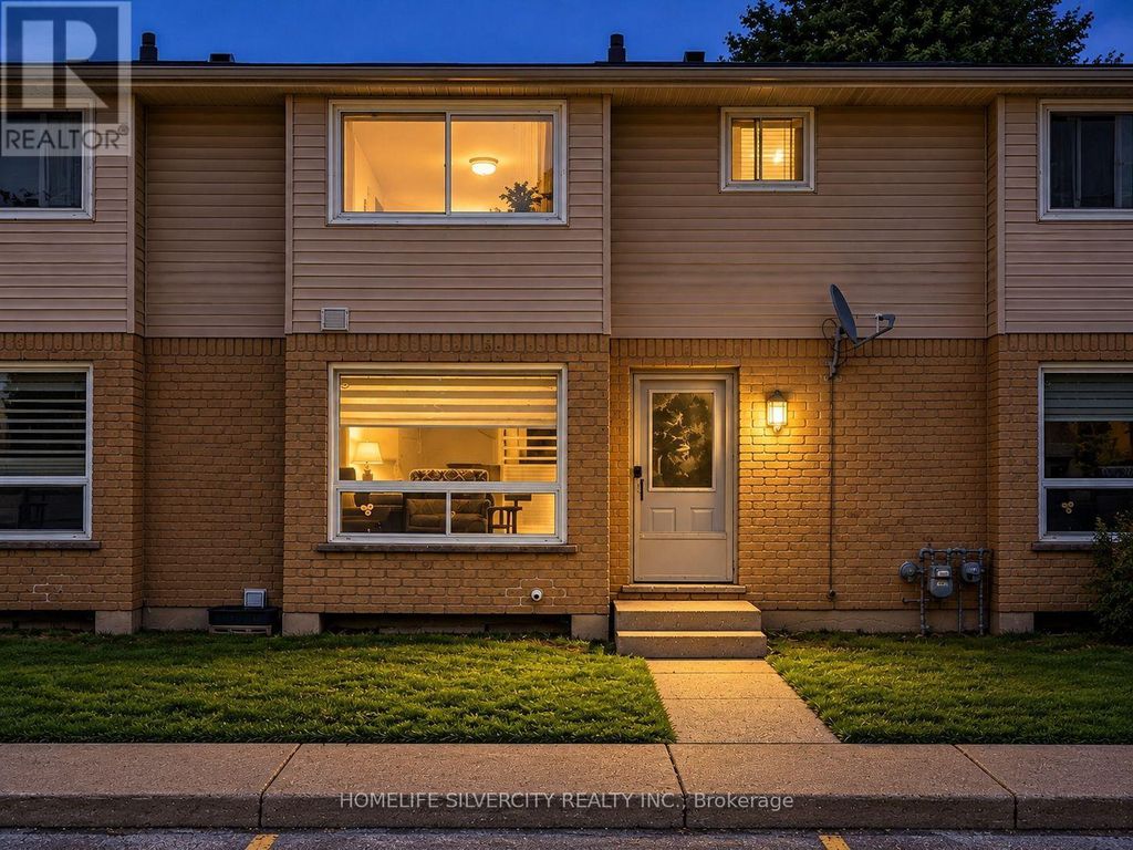 2 - 550 Second Street, London East (east H)
