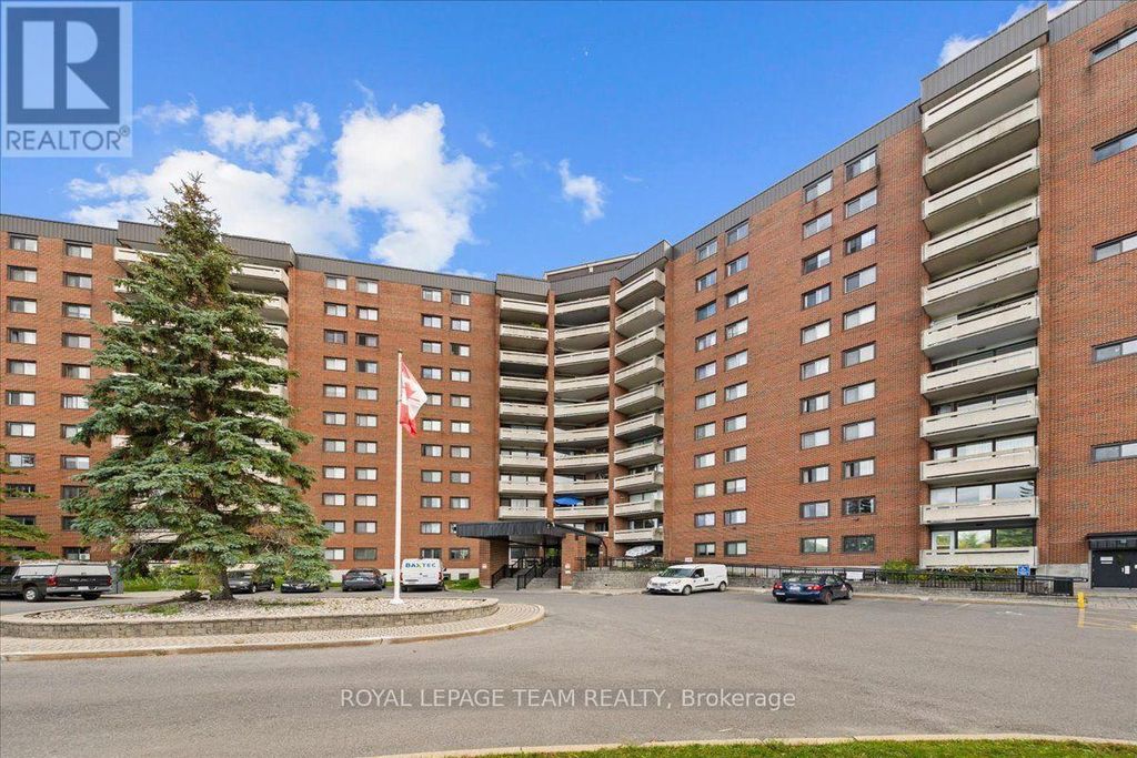 412 - 3100 Carling Avenue, Ottawa