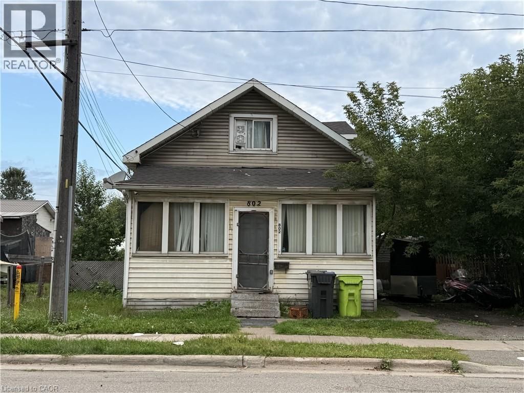 802 Bonney Street, Sault Ste. Marie