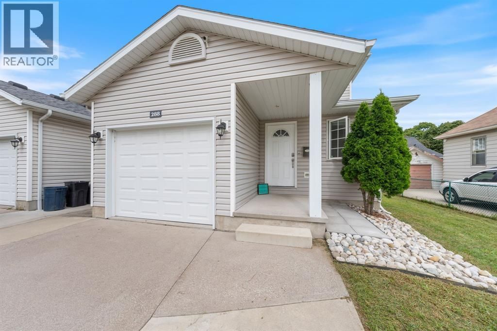 288 Maxwell Street, Sarnia