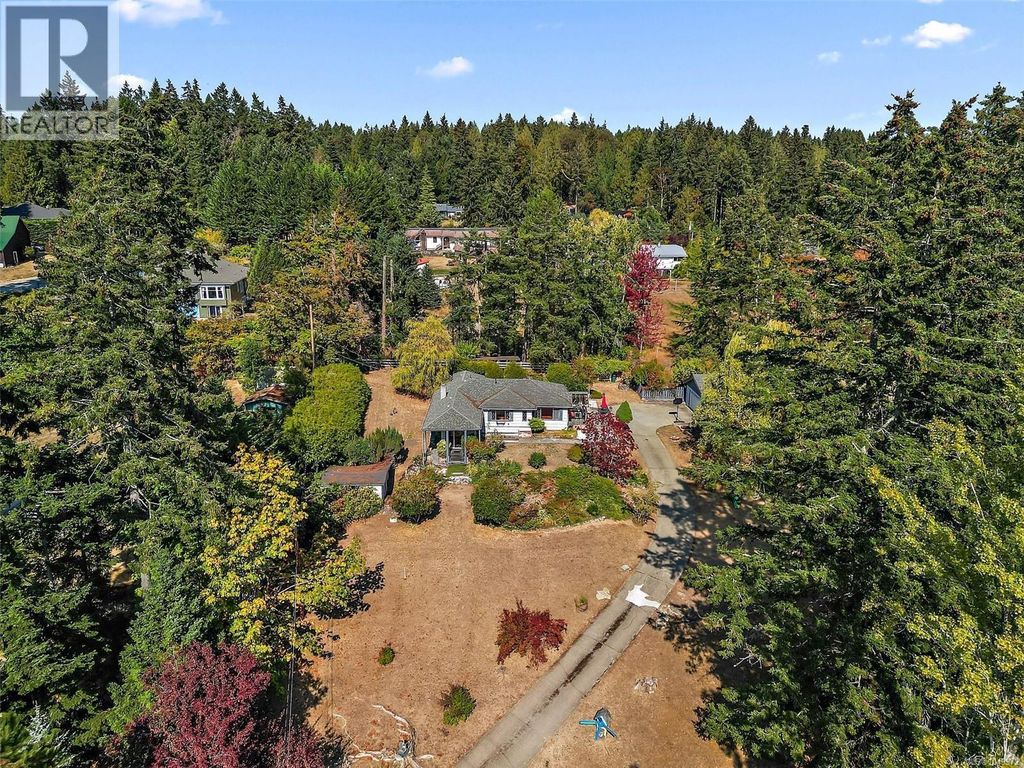 675 Kilmalu Rd, Mill Bay