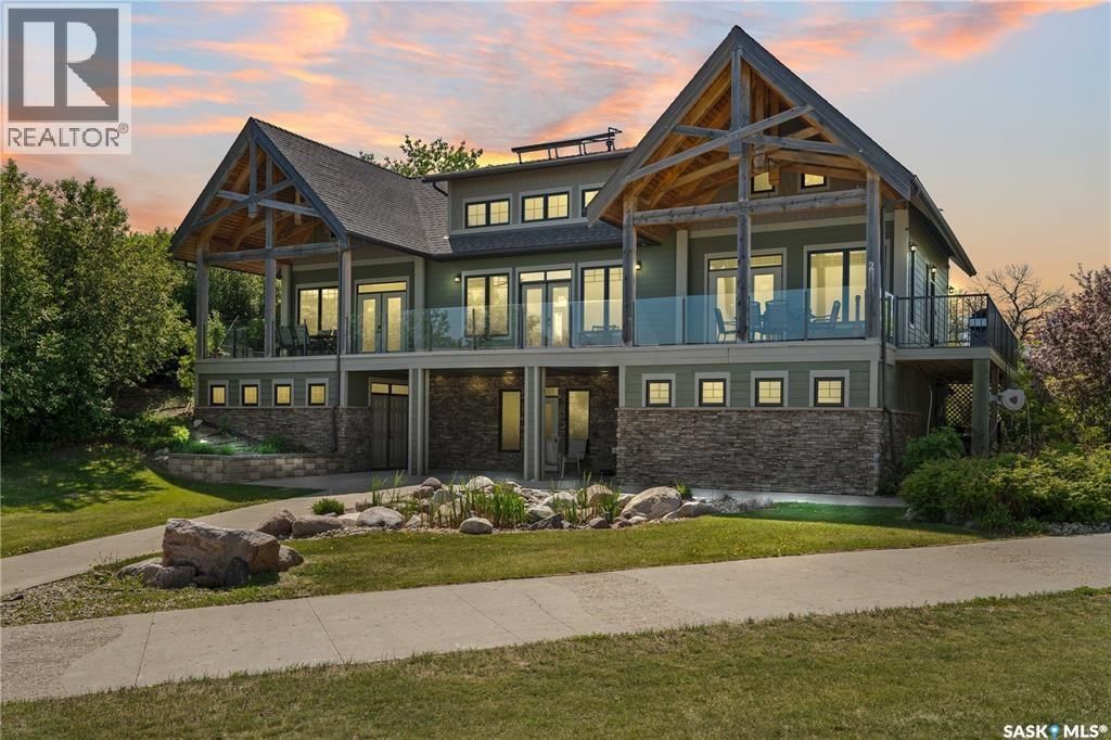 44 Mihr Way, Last Mountain Lake