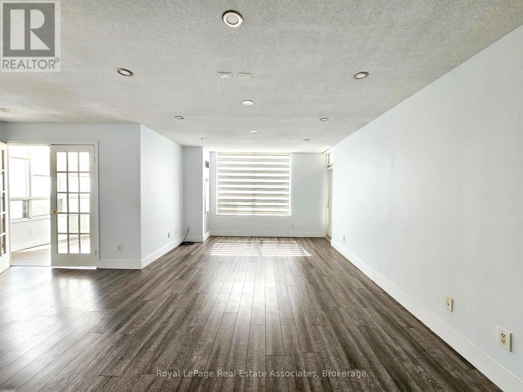 2425 - 25 Kingsbridge Garden Circle, Mississauga (hurontario)