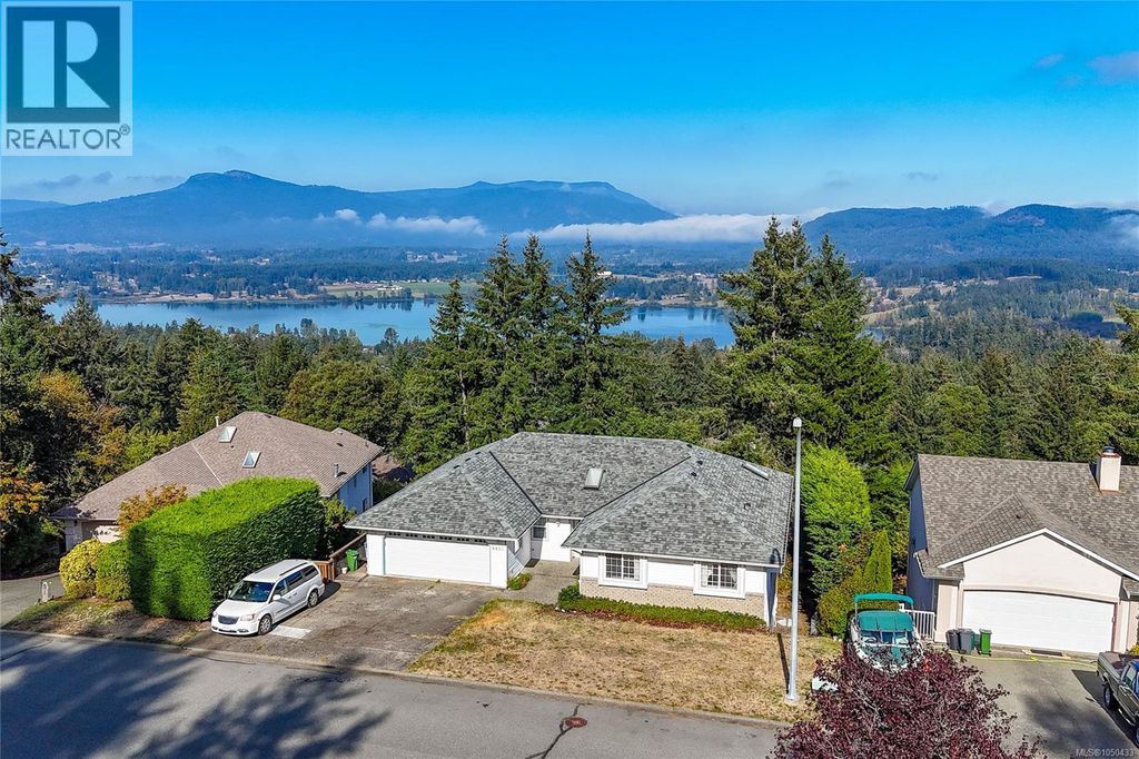 6033 Chippewa Rd, Duncan