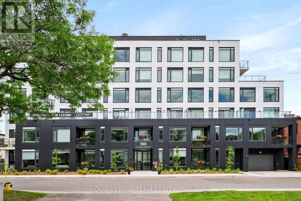 203 - 398 Roosevelt Avenue, Ottawa