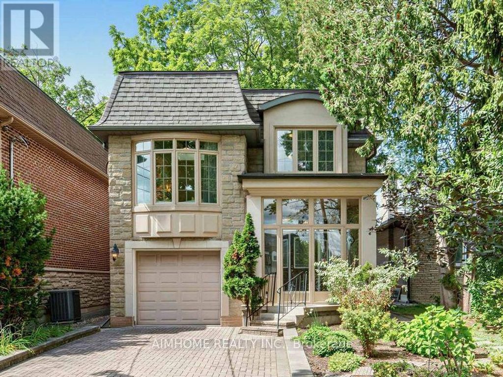 16 Carney Road, Toronto (newtonbrook West)