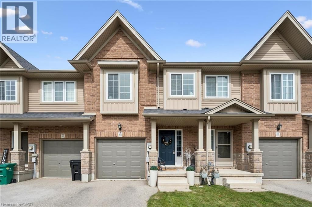 915 Zeller Crescent, Kitchener